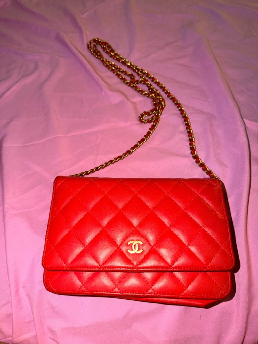 CHANEL Red Quilted Leather Chain Shoulder Bag with Gold Hardware